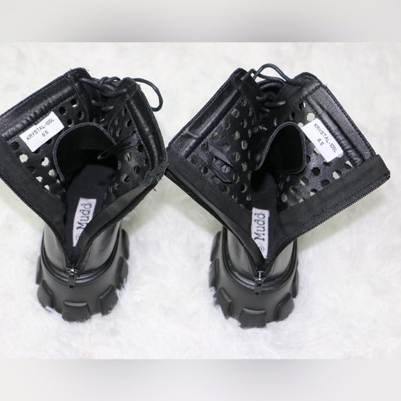Mudd KRYSTAL-105L Women’s Black Combat Boots Size 6.5 Chunky Platform Lace-Up - Picture 2 of 11